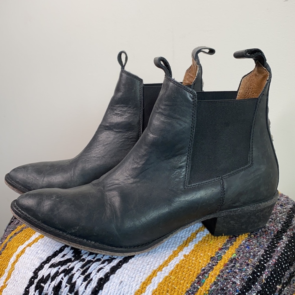 Matisse black leather ankle boots